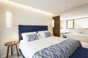Suite tipo. Imagen cedida por Robinson Club Cala Serena.